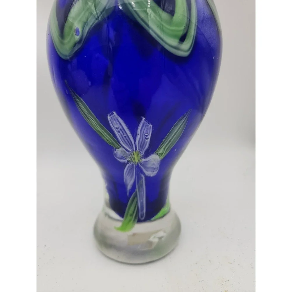 Art Glass Vase Cobalt Blue With White Flower 10